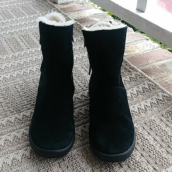 Koolaburra by Uggs - Picture 3 of 6